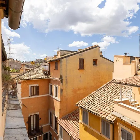 Piazza Navona Rooftop Retreat S * Rome