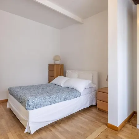 Piazza Navona Rooftop Retreat *