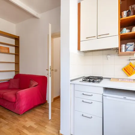 Piazza Navona Rooftop Retreat S * Rom