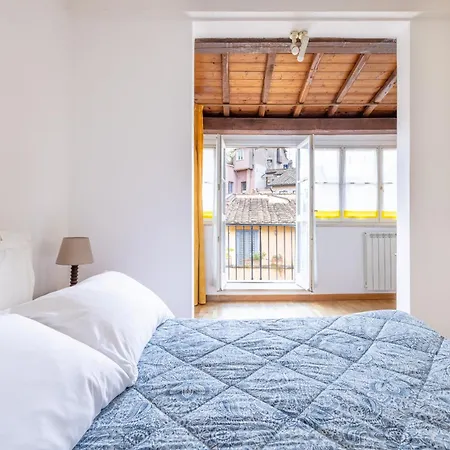 Piazza Navona Rooftop Retreat S