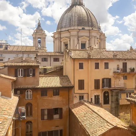 Piazza Navona Rooftop Retreat S * Rom